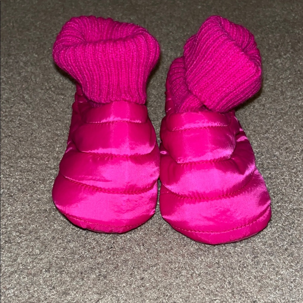 Baby Gap pink puffer bootie 18-24 months